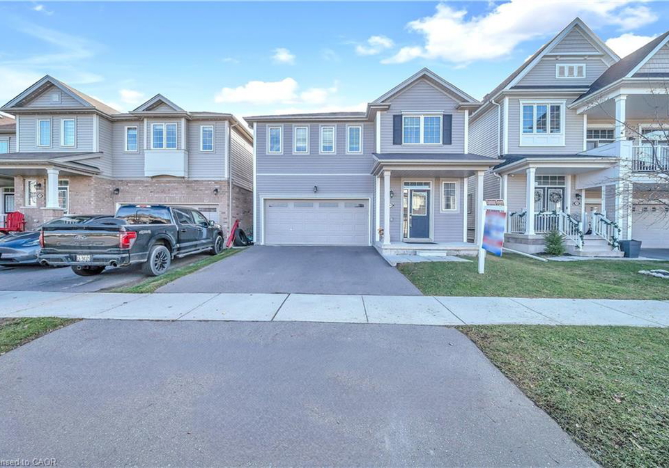 31-munro-circle-brantford-ontario-40799946