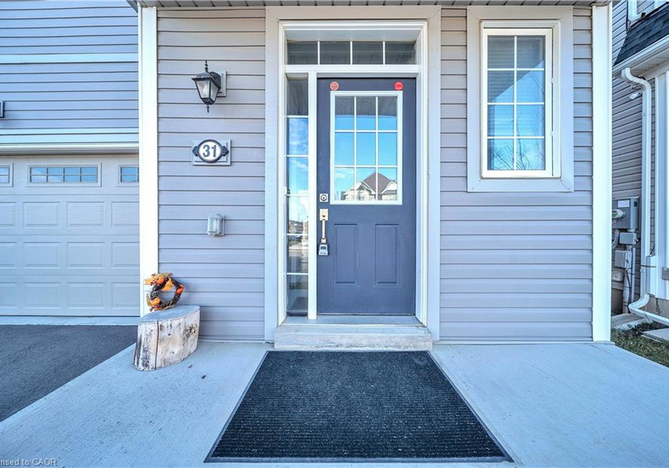 31-munro-circle-brantford-ontario-40799946