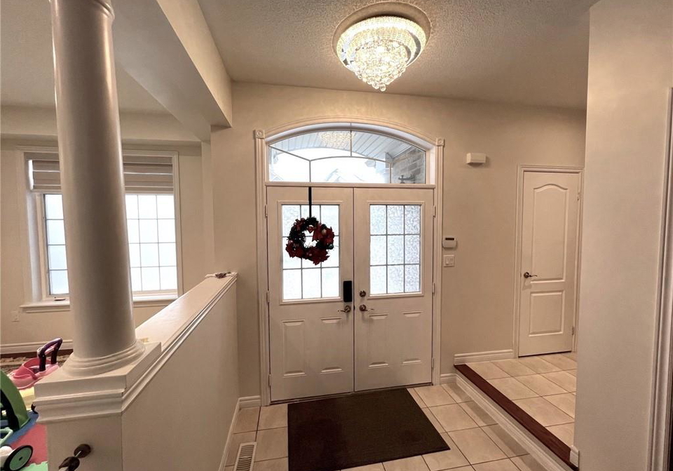24-hazelton-avenue-hamilton-ontario-40799968