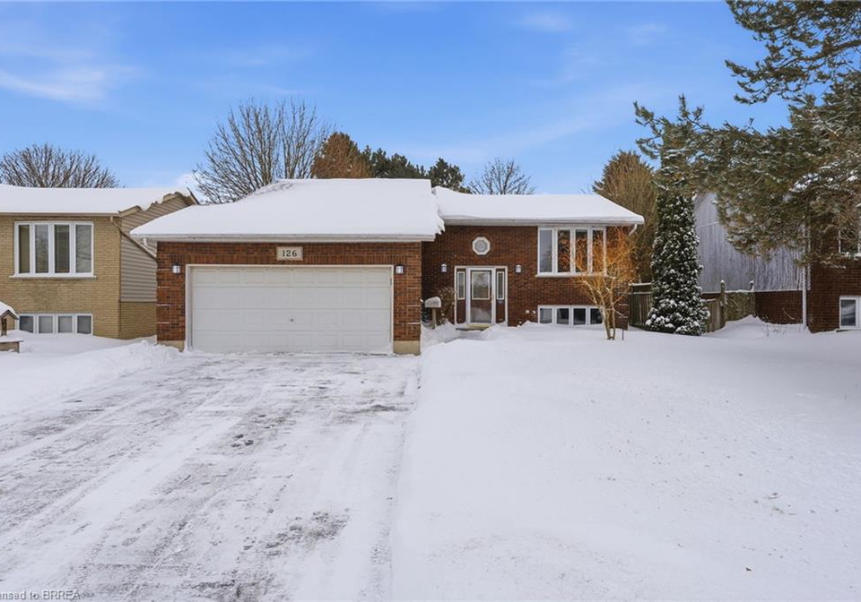 126-aspen-street-paris-ontario-40799982
