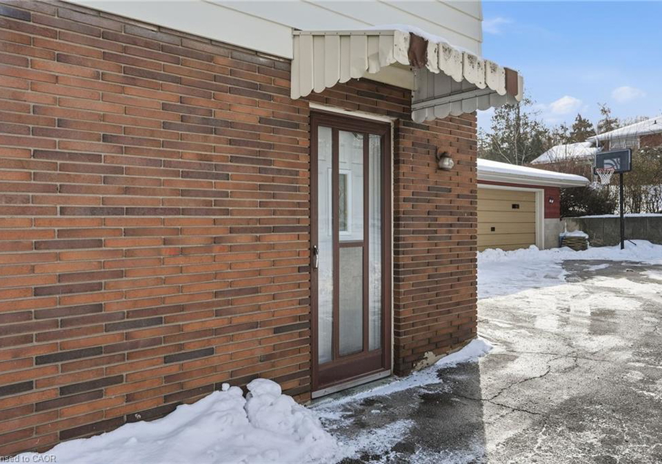 11-robb-avenue-stoney-creek-ontario-40799988