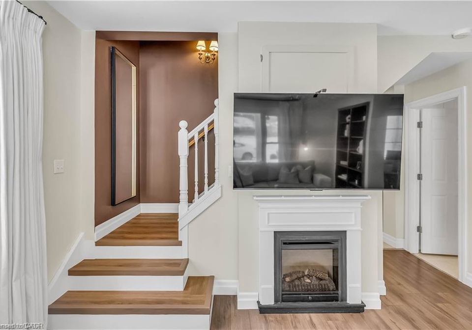 50-wellington-street-paris-ontario-40800067