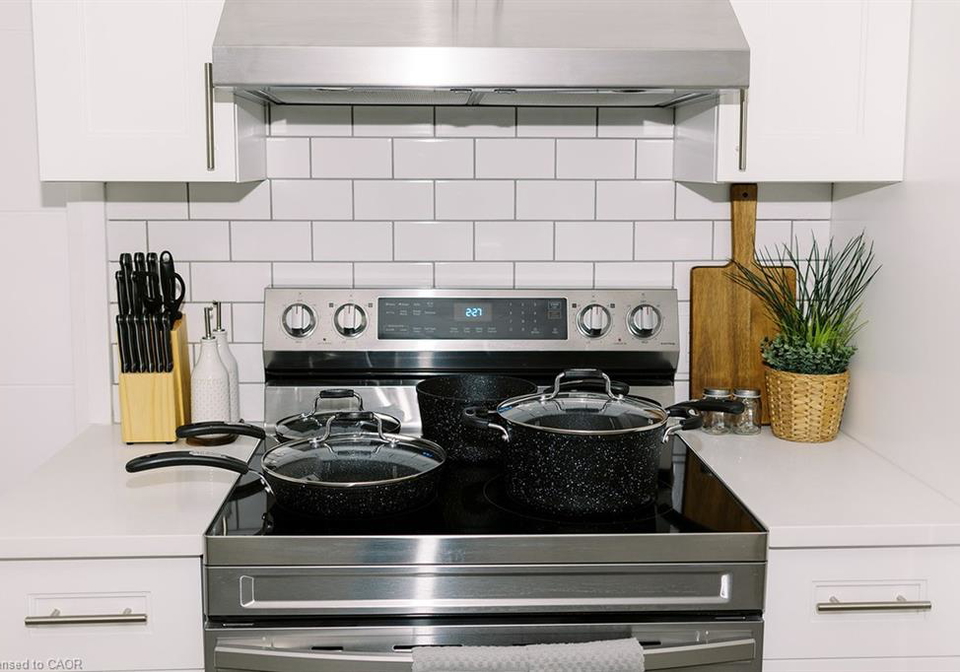 261-belmont-avenue-w-kitchener-ontario-40800104