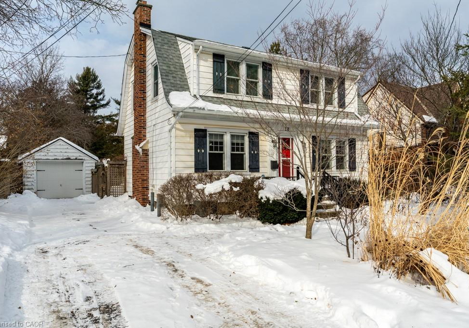 10-robinson-road-s-grimsby-ontario-40800159