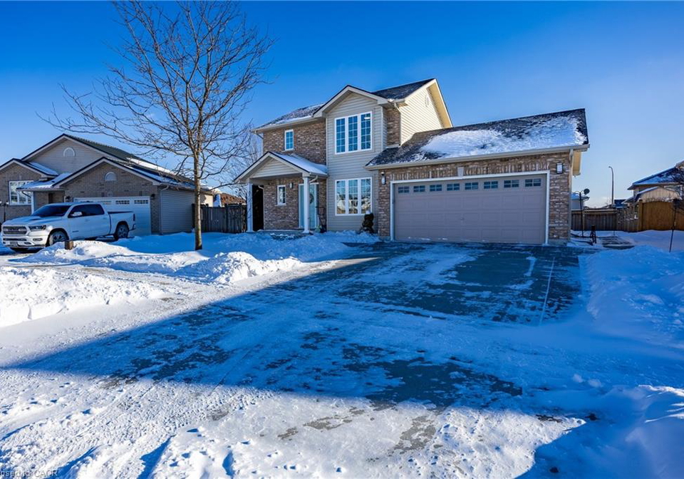 47-oak-crescent-hagersville-ontario-40800185