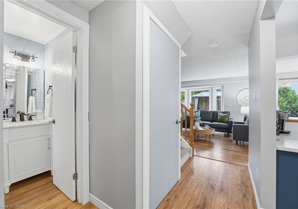 510b-rosemeadow-crescent-waterloo-ontario-40800233