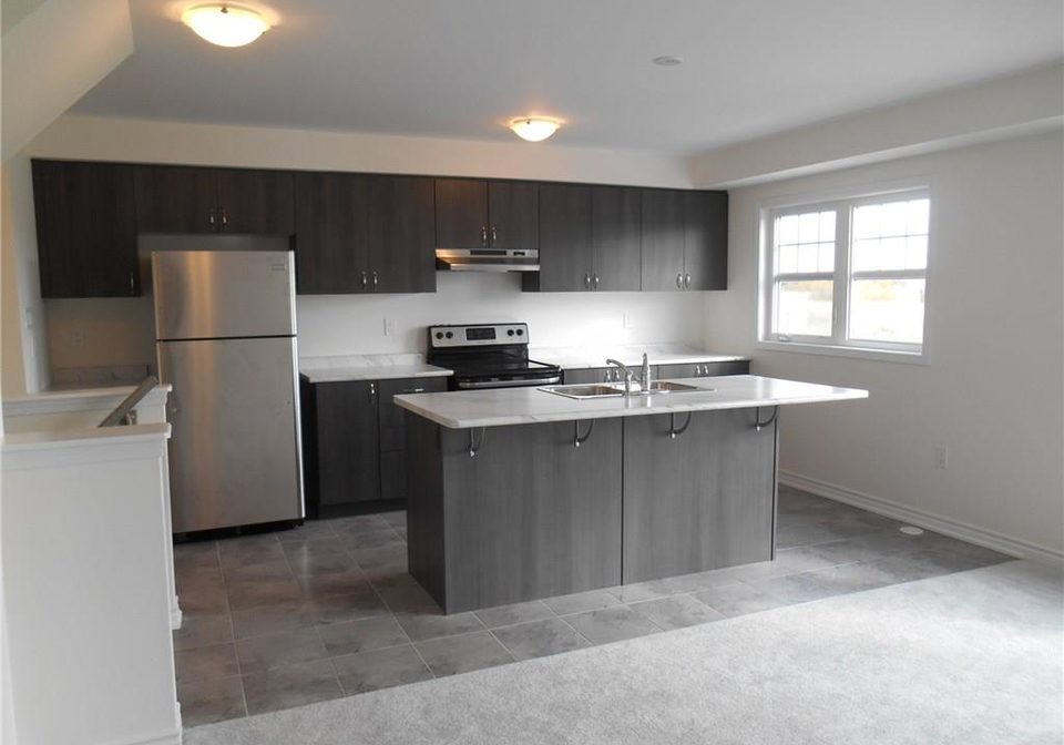 15-outlook-terrace-kitchener-ontario-40800272