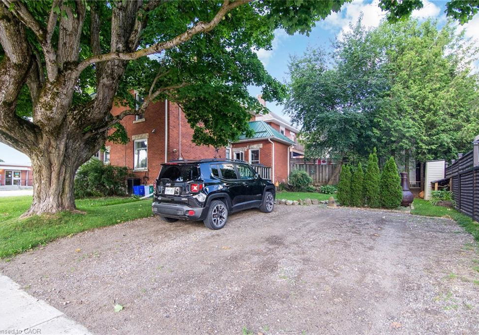 132-first-av-e-shelburne-ontario-40800355