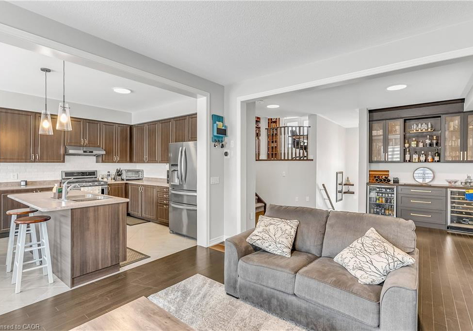 46-mcfarlane-crescent-fergus-ontario-40800358