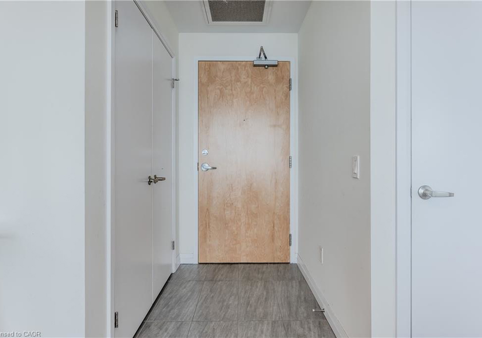 60-charles-street-kitchener-ontario-40800405