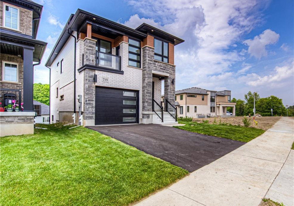 719-benninger-drive-kitchener-ontario-40800478