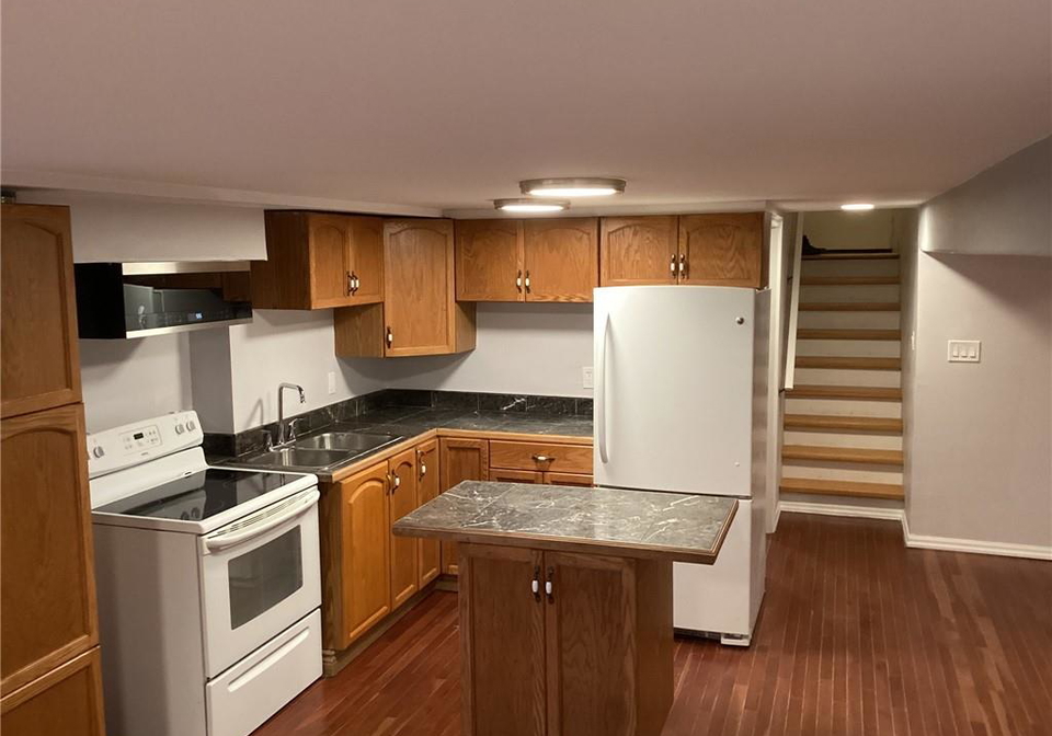 142-vanier-drive-kitchener-ontario-40800498