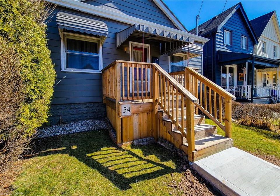 54-fairview-avenue-hamilton-ontario-40800529