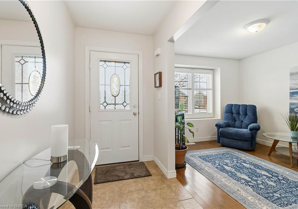 15-cobden-court-brantford-ontario-40800594