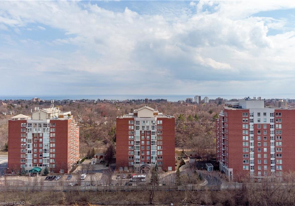 50-old-mill-road-oakville-ontario-40800615