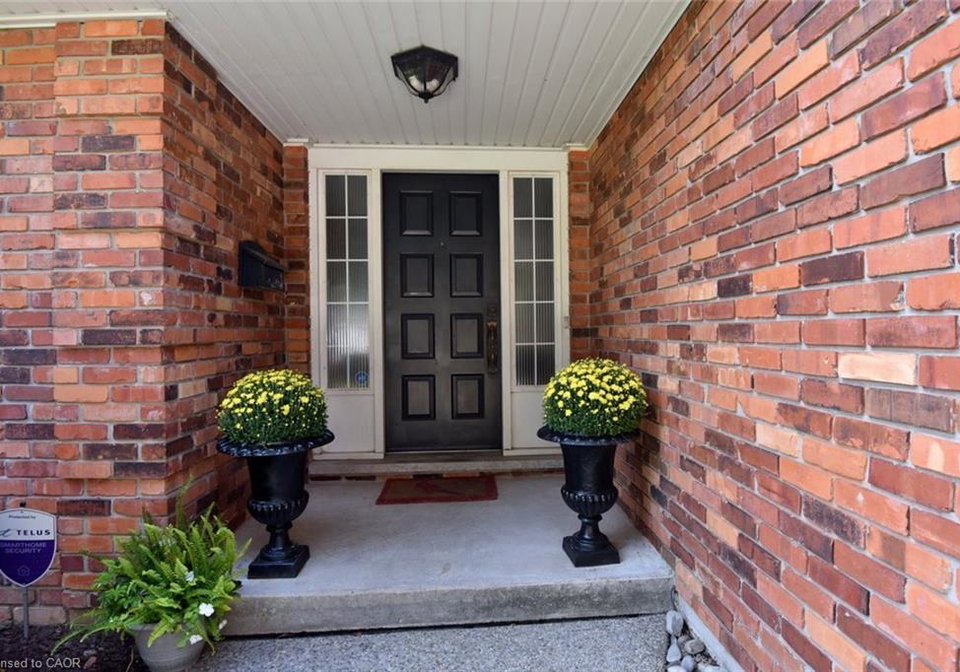 142-marigold-court-ancaster-ontario-40800680