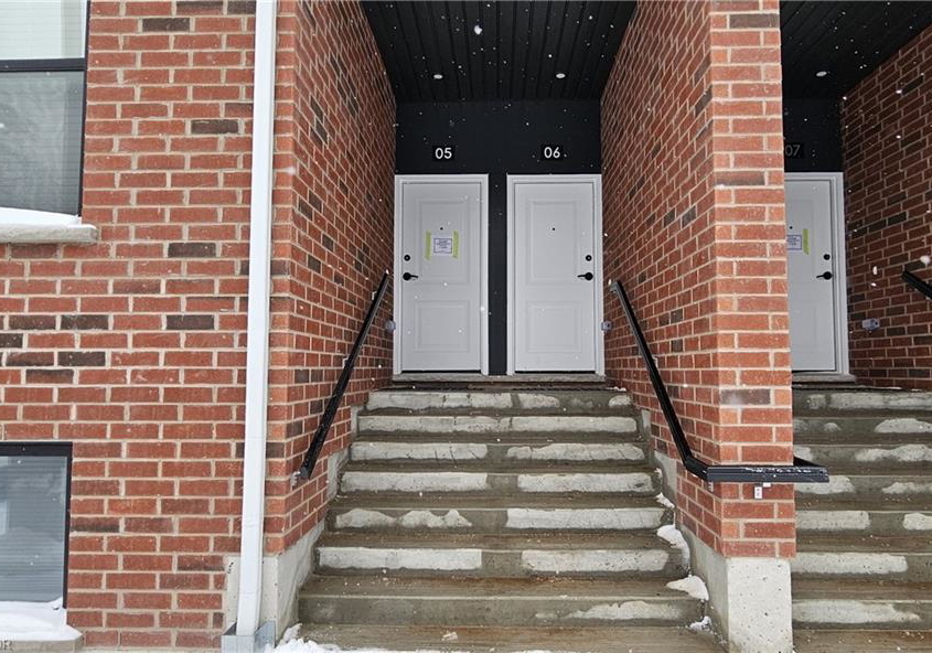 31-mill-street-kitchener-ontario-40800698