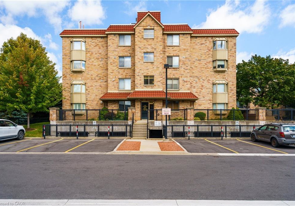 3499-upper-middle-road-burlington-ontario-40800728