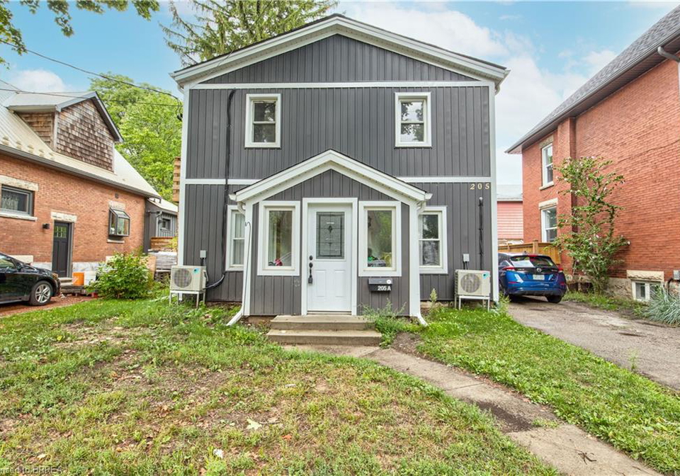 205-liverpool-street-guelph-ontario-40800760