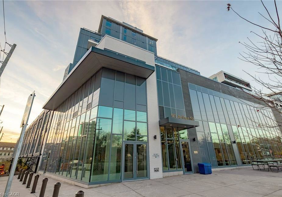 93-arthur-street-s-guelph-ontario-40800771