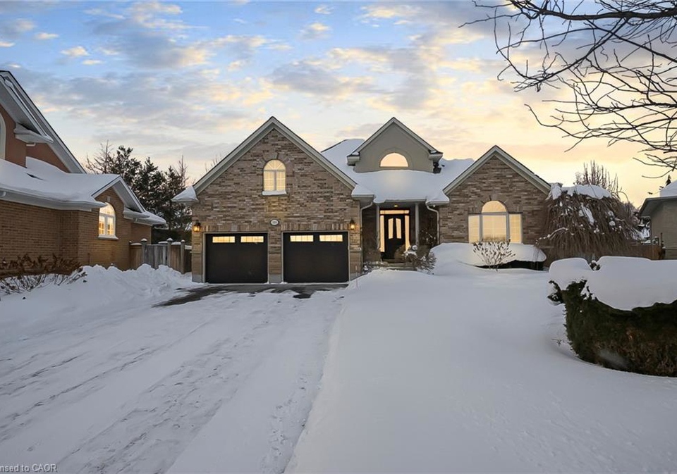 333-milla-court-waterloo-ontario-40800794