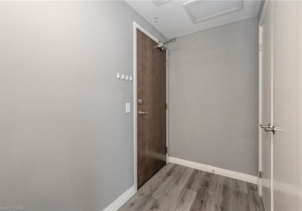 108-garment-street-kitchener-ontario-40800837