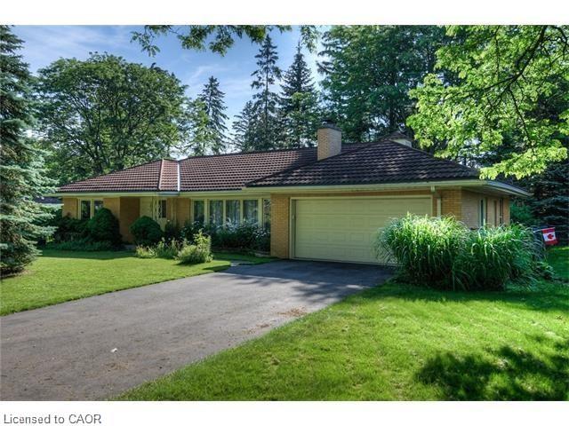 203-macdonald-place-waterloo-ontario-40800839