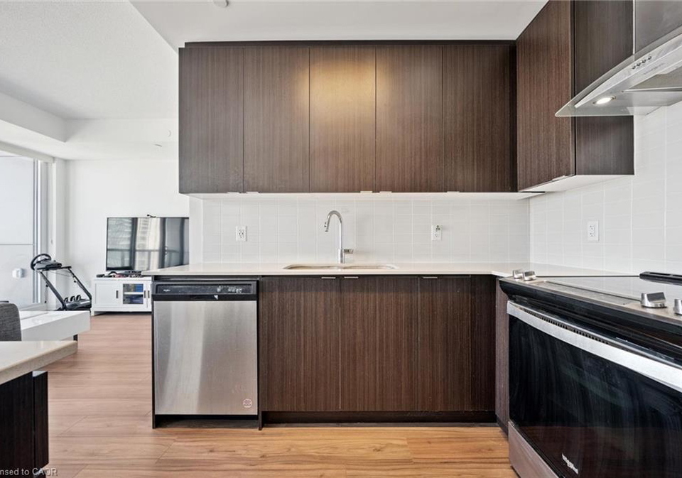 55-duke-street-kitchener-ontario-40800847