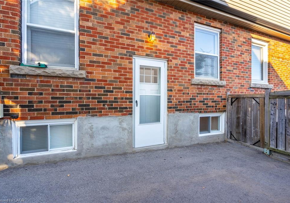 55-ipswich-road-hamilton-ontario-40800870
