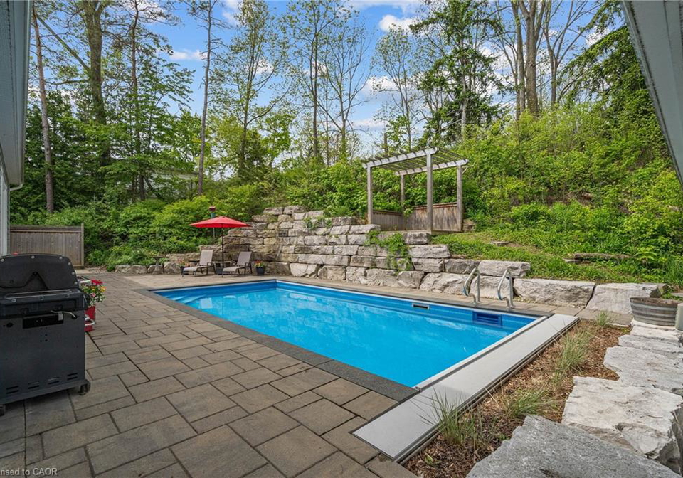 14-sullivans-lane-dundas-ontario-40800923