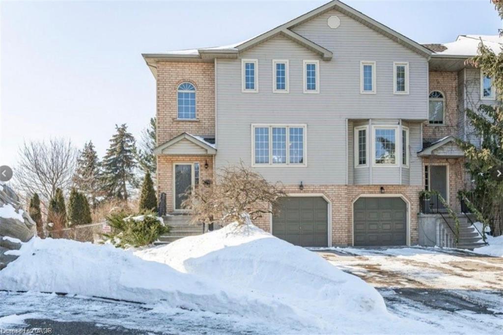 657-grange-crescent-waterloo-ontario-40800965