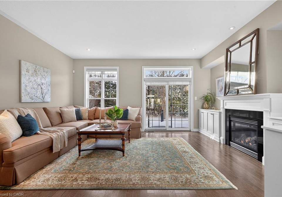 27-black-walnut-crescent-ancaster-ontario-40800970