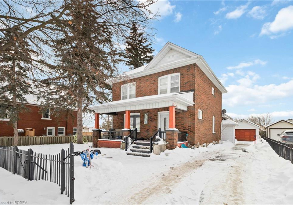 45-brighton-avenue-brantford-ontario-40801013