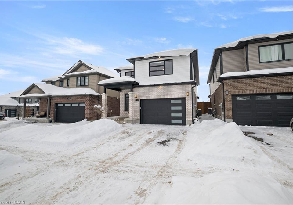 215-timber-trail-road-elmira-ontario-40801099
