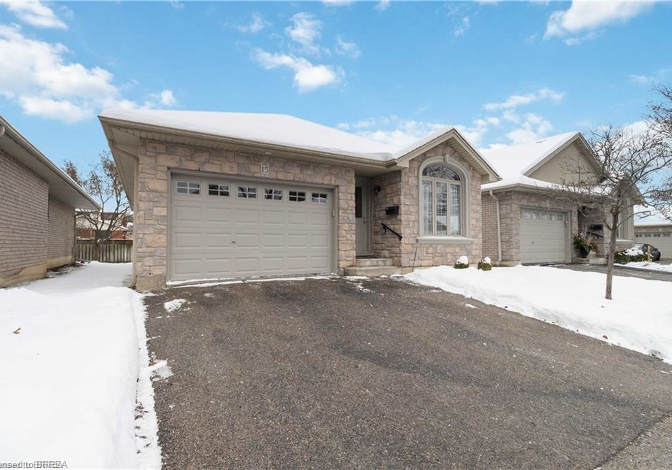 54-glenwood-drive-brantford-ontario-40801112