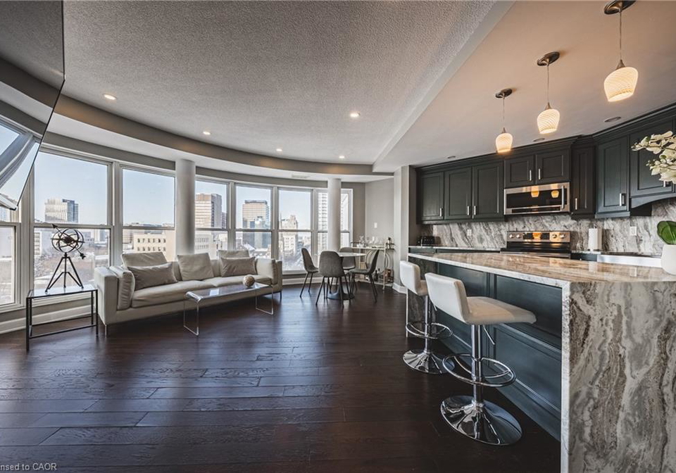 135-james-street-s-hamilton-ontario-40801116