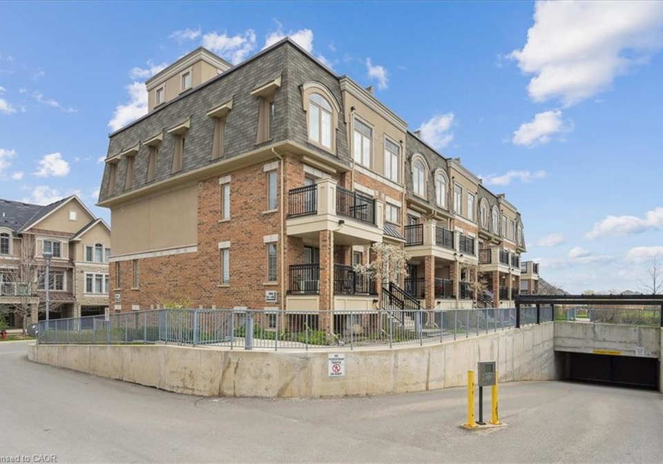 2441-greenwich-road-oakville-ontario-40801207