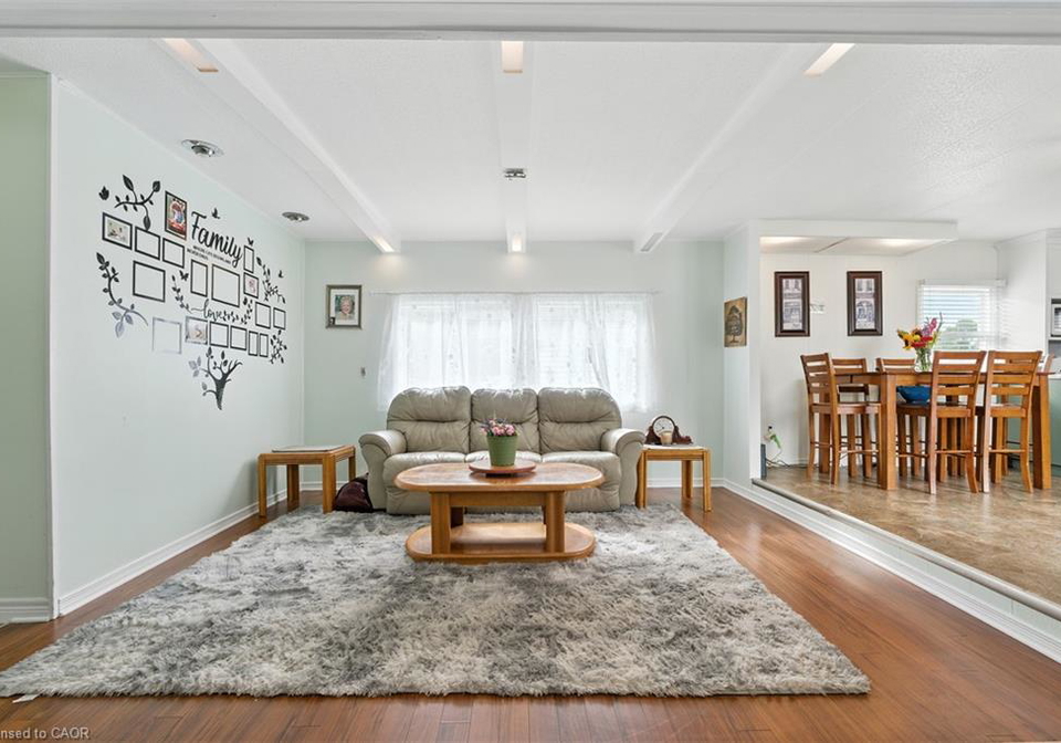 4588-martha-lane-beamsville-ontario-40801321