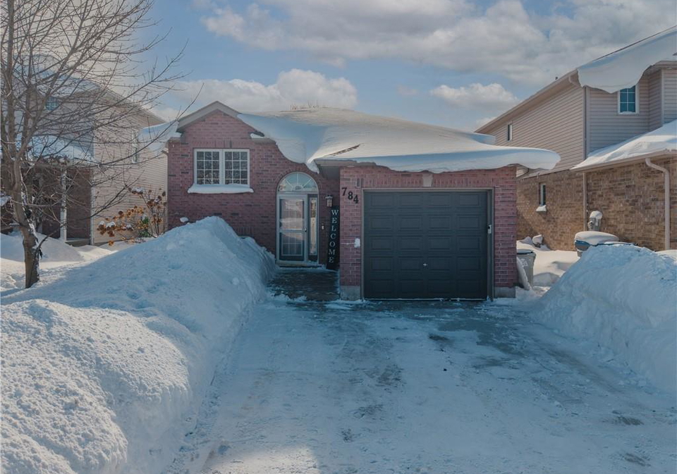 784-kincaid-street-listowel-ontario-40801339