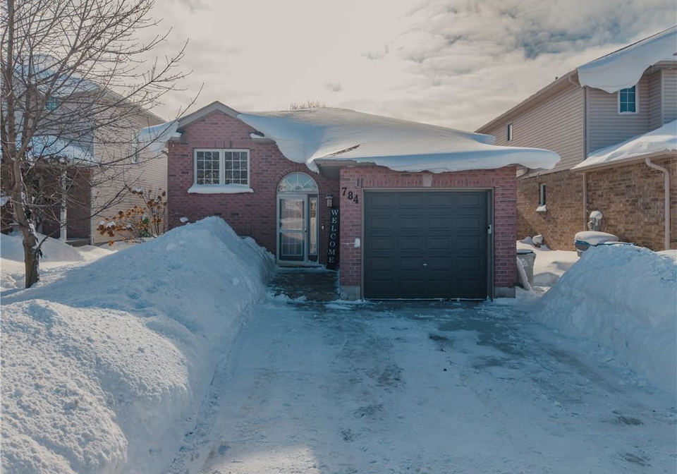 784-kincaid-street-listowel-ontario-40801339