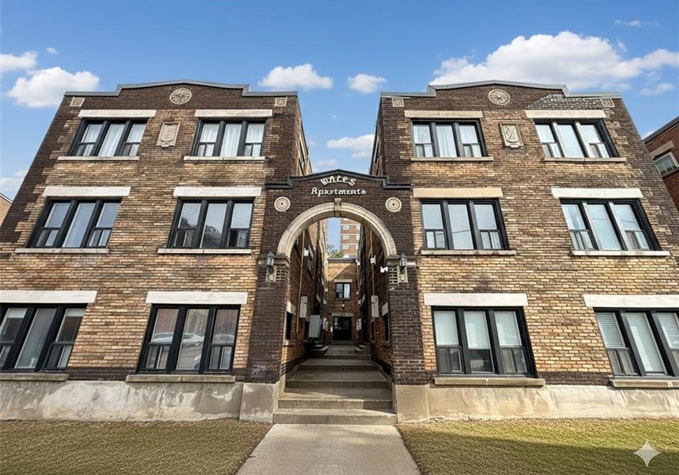 46-college-street-kitchener-ontario-40801495