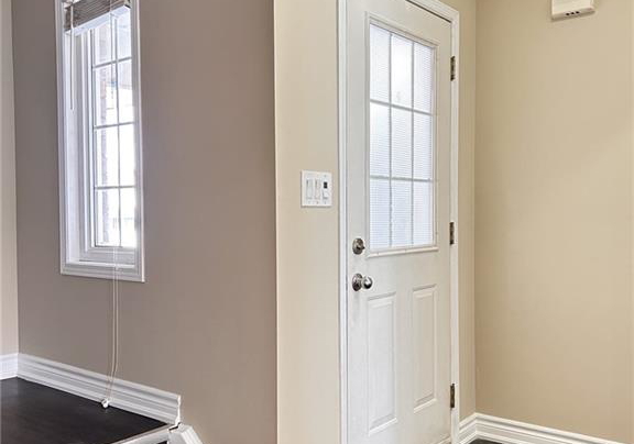 154-snowdrop-crescent-kitchener-ontario-40801569