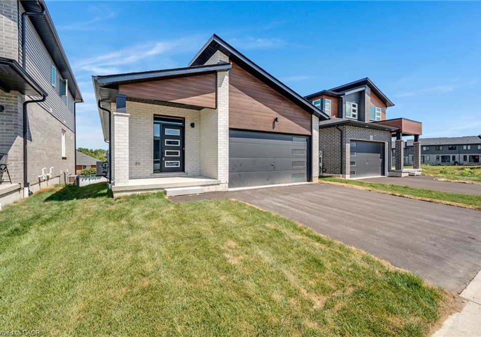 52-moon-crescent-cambridge-ontario-40801591
