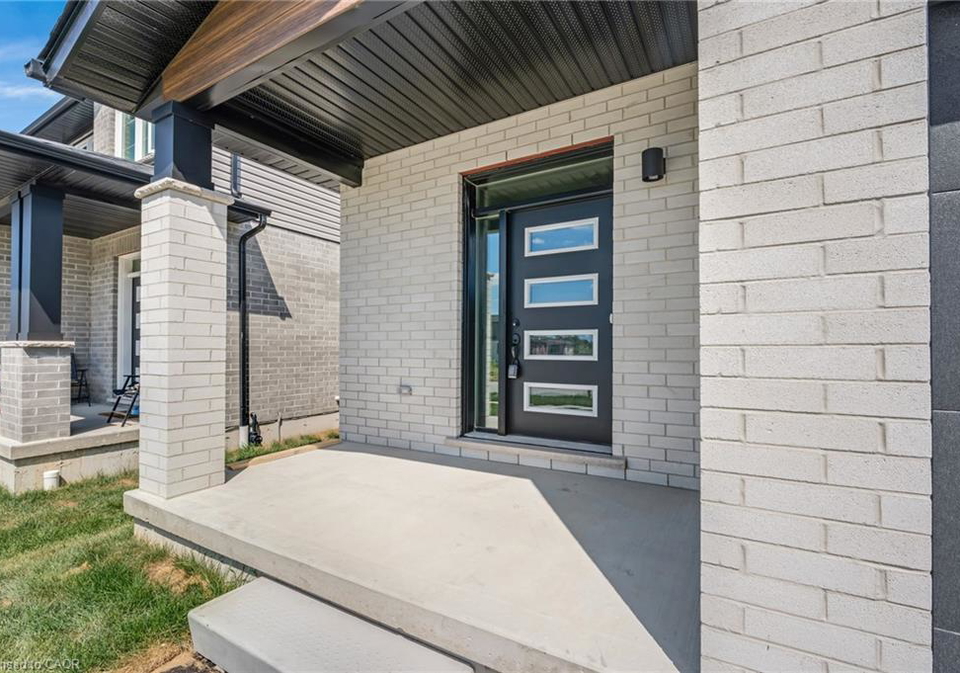 52-moon-crescent-cambridge-ontario-40801591