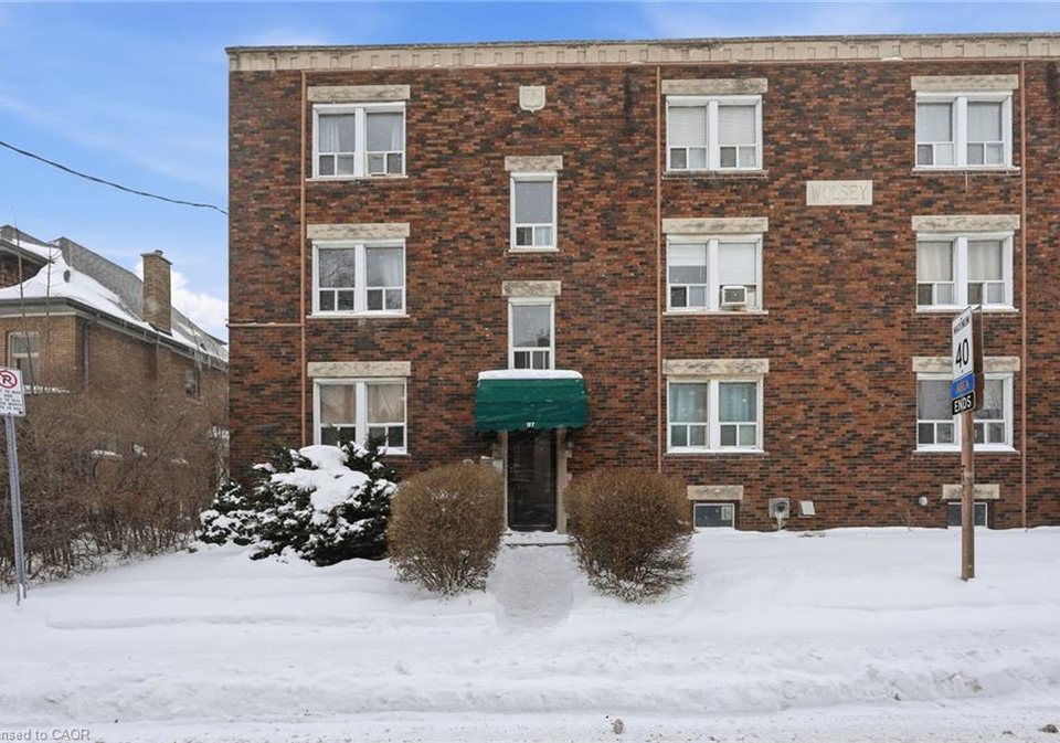 97-connaught-avenue-s-hamilton-ontario-40801626