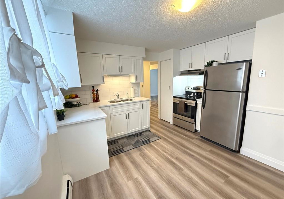 87-brybeck-crescent-waterloo-ontario-40801696