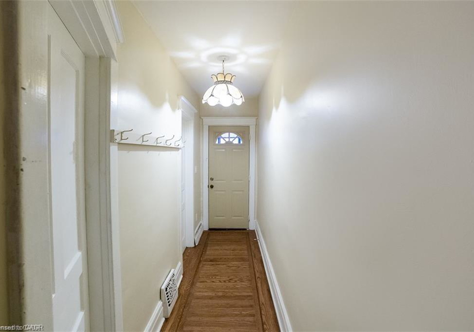 238-kensington-avenue-n-hamilton-ontario-40801770