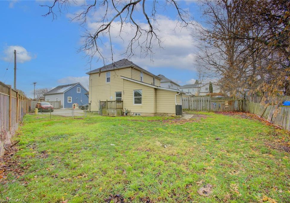 17-william-lane-woodstock-ontario-40801781