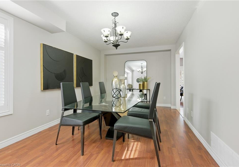 213-dorchester-drive-grimsby-ontario-40801837