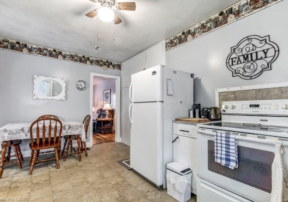 39-queen-street-w-st-williams-ontario-40801839